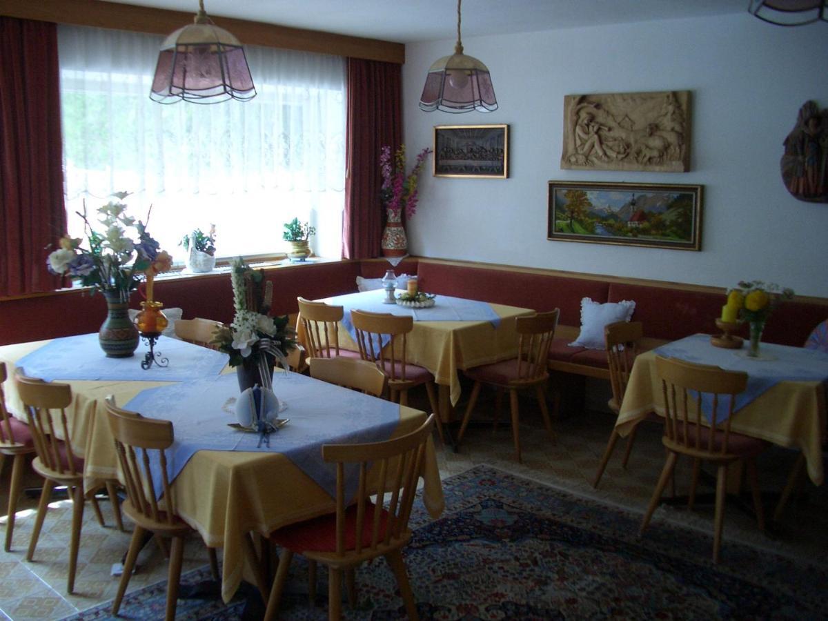 Garni Flurida Bed & Breakfast Badia  Exterior photo